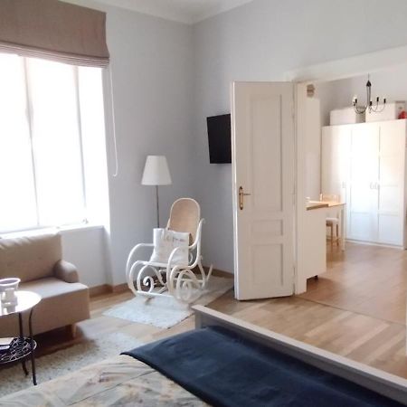 Dominique Apartment Krasków Eksteriør bilde